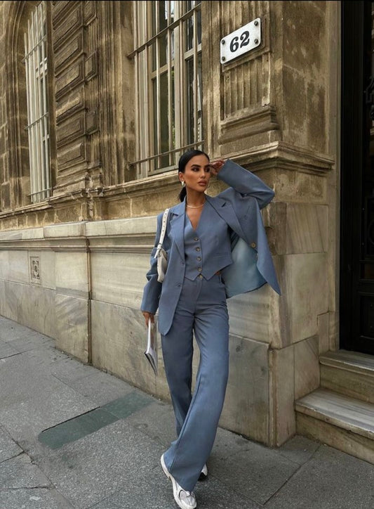 Blue Three-Piece Suit - Over size